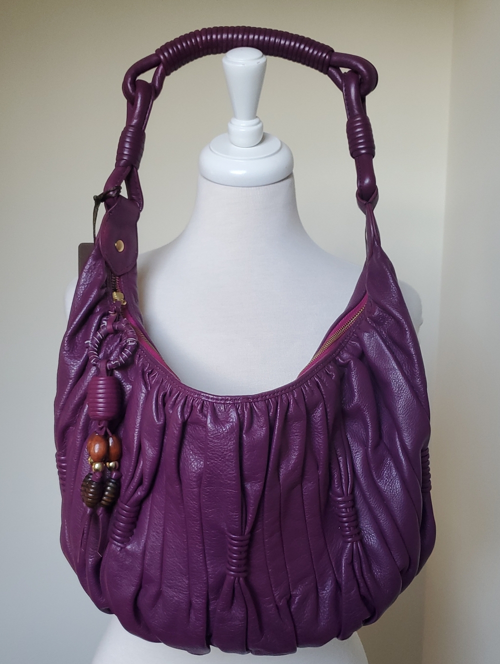 NWT Isabella Fiore Leather Shoulder Bag In Violet Purple Leather